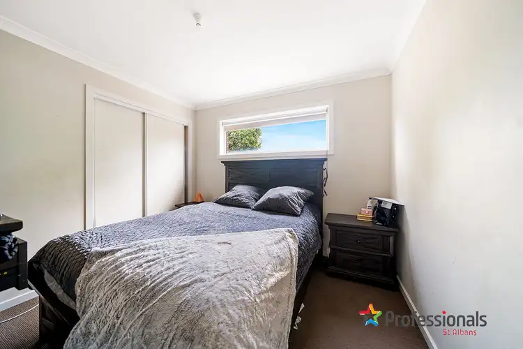Fifth view of Homely unit listing, 1/10 Miles Street, Deer Park VIC 3023
