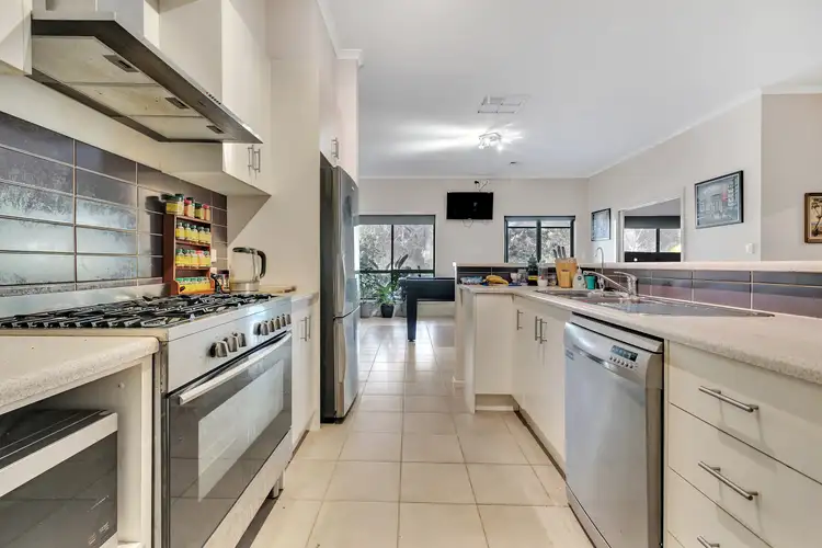 Fifth view of Homely house listing, 2 Bluegum Court, Flagstaff Hill SA 5159