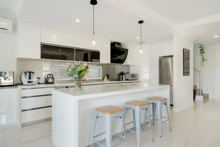 Main view of Homely house listing, 2/86 Hamilton Road, Spearwood WA 6163