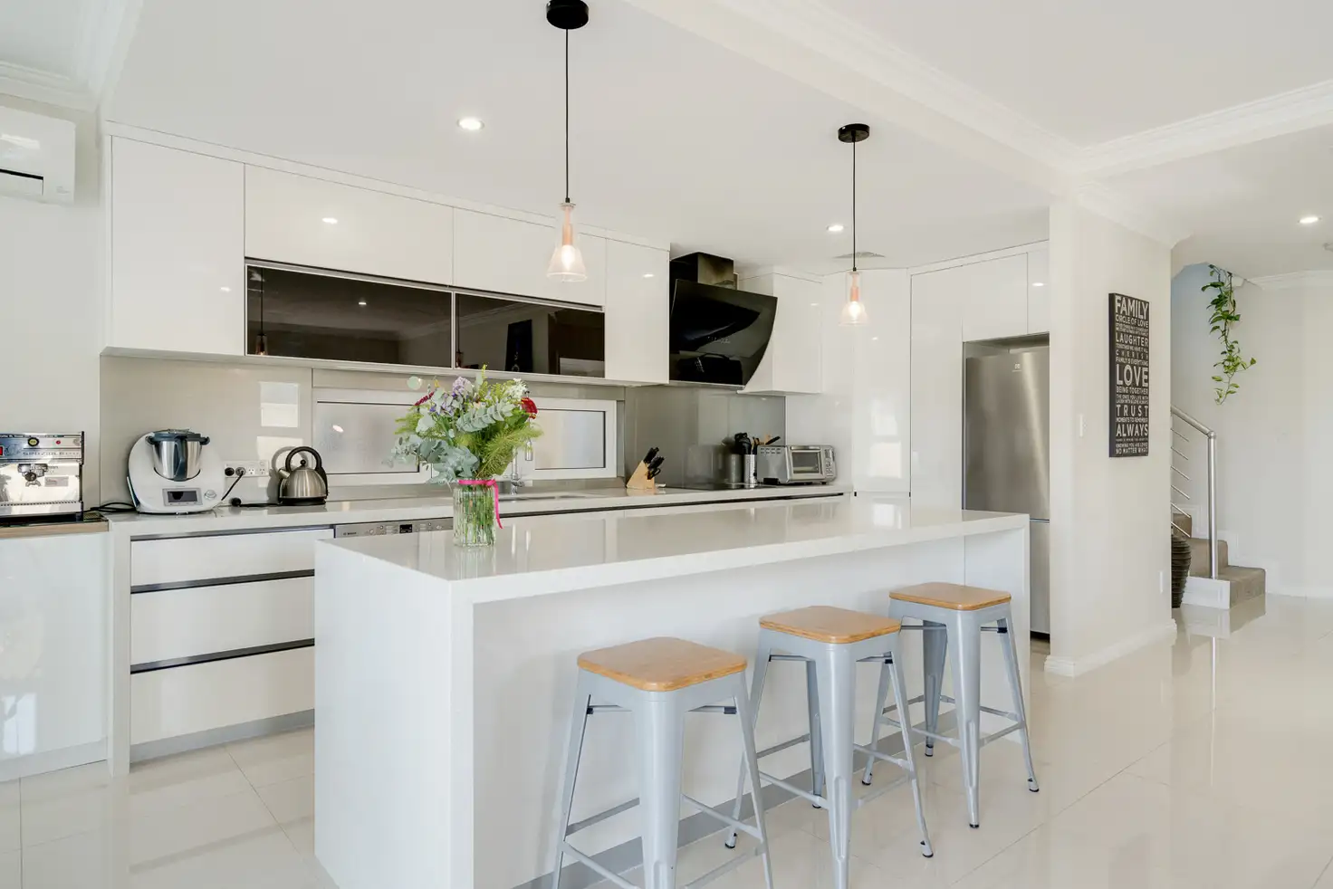 Main view of Homely house listing, 2/86 Hamilton Road, Spearwood WA 6163