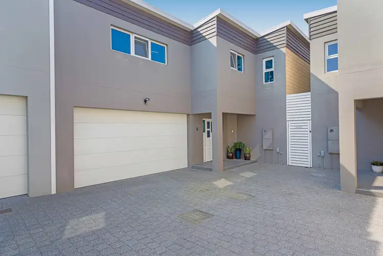 Second view of Homely house listing, 2/86 Hamilton Road, Spearwood WA 6163