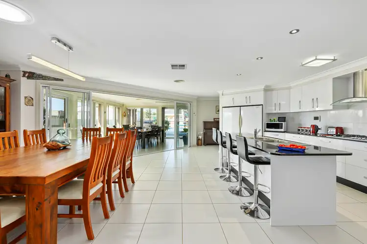 Fifth view of Homely house listing, 19 Mawson Close, Tamworth NSW 2340