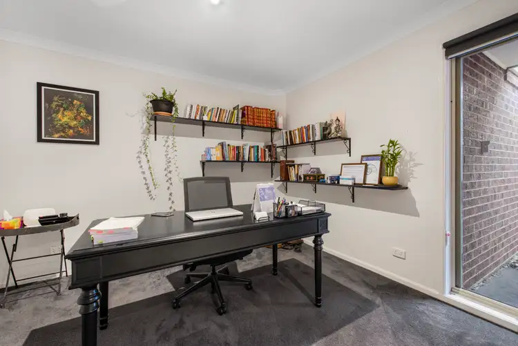 Second view of Homely house listing, 31 Stringy Bark Circuit, Pakenham VIC 3810