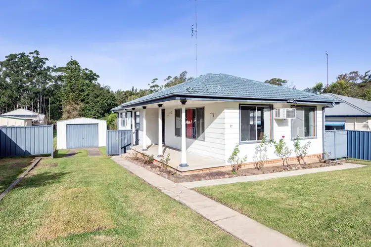 17 Red Hill Street, Cooranbong NSW 2265