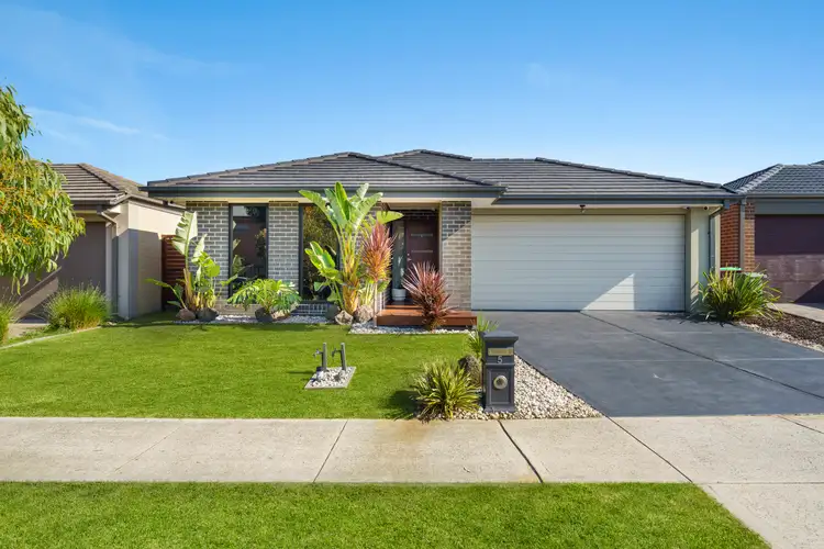Main view of Homely house listing, 5 Jolly Street, Cranbourne East VIC 3977