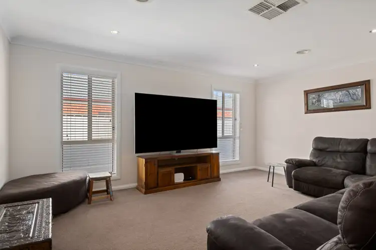 Second view of Homely house listing, 15 Chafia Place, Springdale Heights NSW 2641