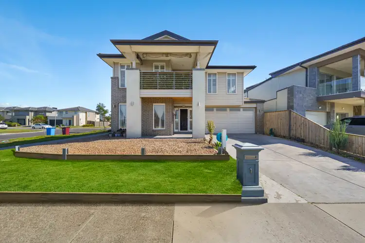 1 Grandvista Crescent, Cranbourne West VIC 3977
