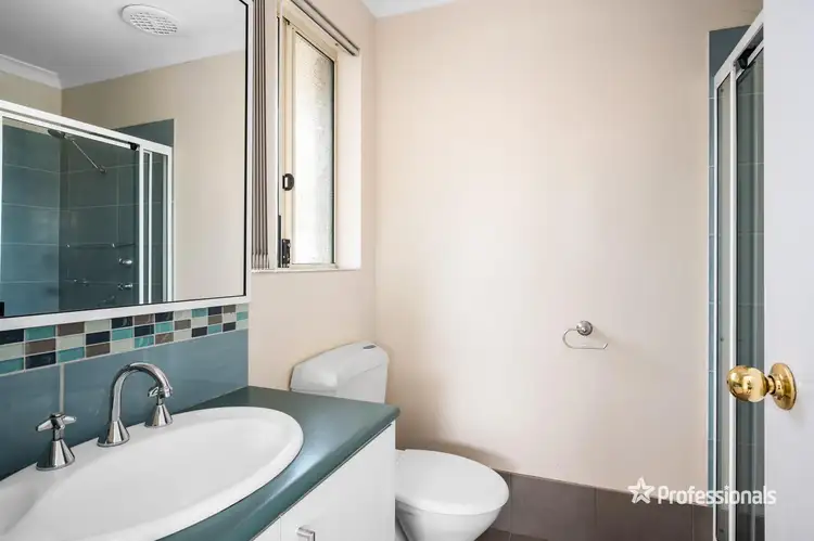 Seventh view of Homely house listing, 8 Erin Court, Boulder WA 6432