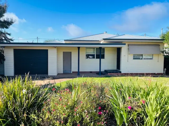26 Cudgerie Avenue, Leeton NSW 2705