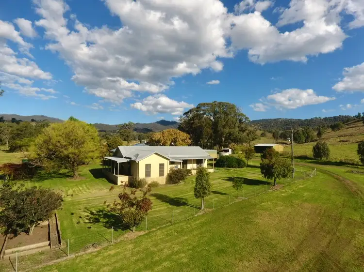 "Creek Heights" 1497 Wallabadah Creek Road, Wallabadah NSW 2343