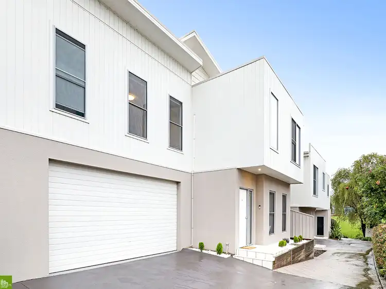 Sixth view of Homely townhouse listing, 8/45 Cordeaux Road, Figtree NSW 2525