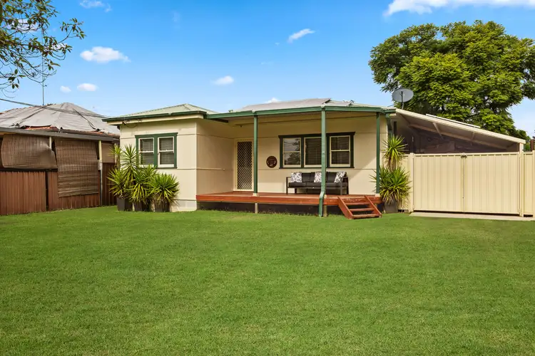 23 Dorothy Crescent, Colyton NSW 2760