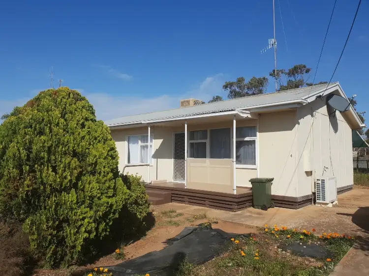 Main view of Homely house listing, 4 Pearce Crescent, Cleve SA 5640