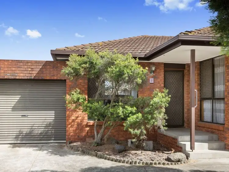 11 Callander Road