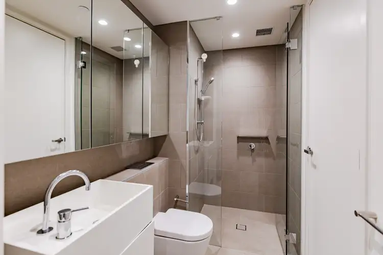 Fifth view of Homely apartment listing, 2105/70 Southbank Boulevard, Southbank VIC 3006