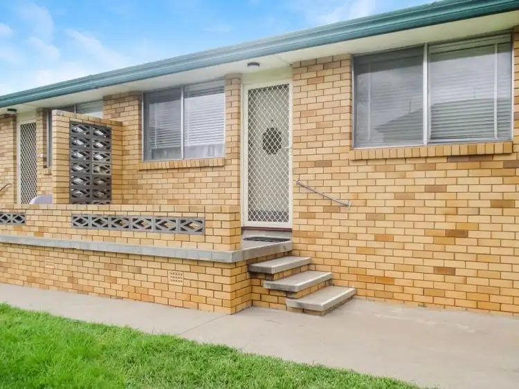 4/64 Crown Street, Tamworth NSW 2340