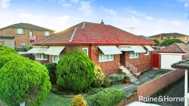 1 Farrell Road, Kingsgrove NSW 2208