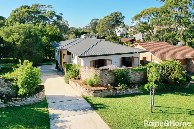60 Carroll Avenue, Mollymook Beach NSW 2539
