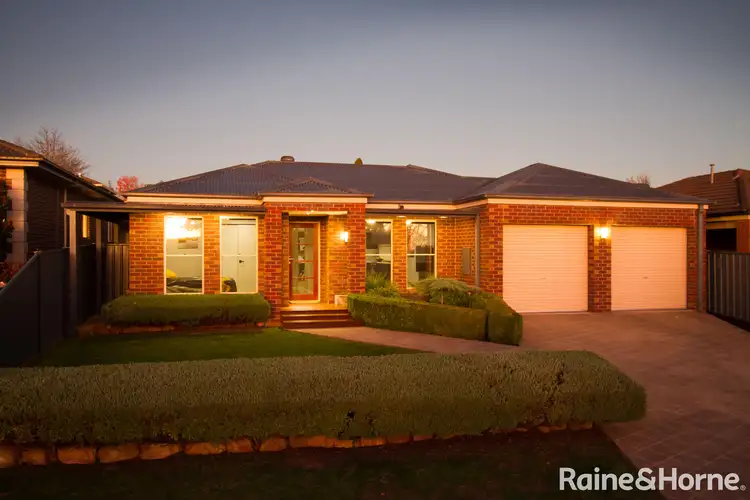 30 Warren Street, Kyneton VIC 3444