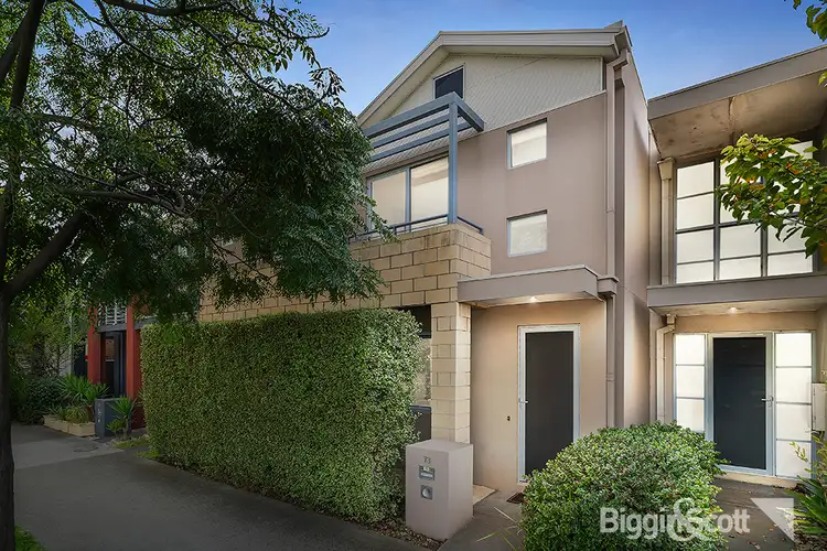 73 Edgewater Boulevard, Maribyrnong VIC 3032