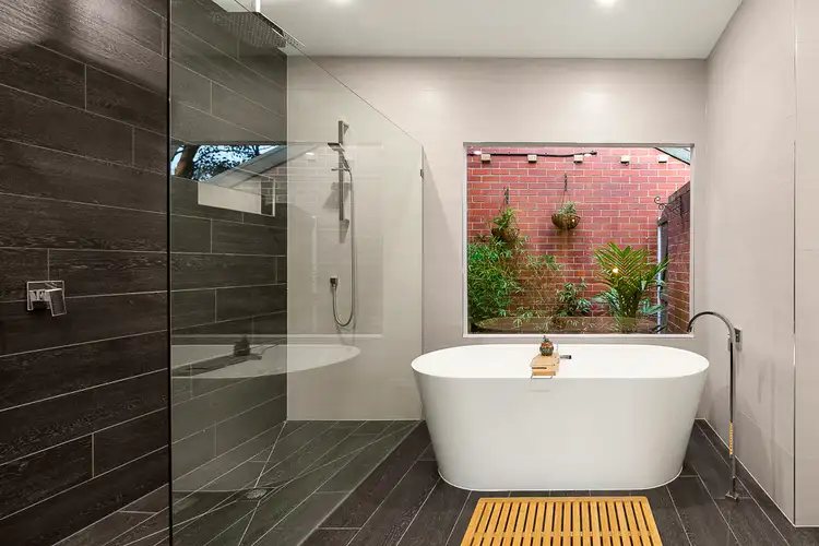 Fifth view of Homely house listing, 5 Sunray Court, Eltham VIC 3095