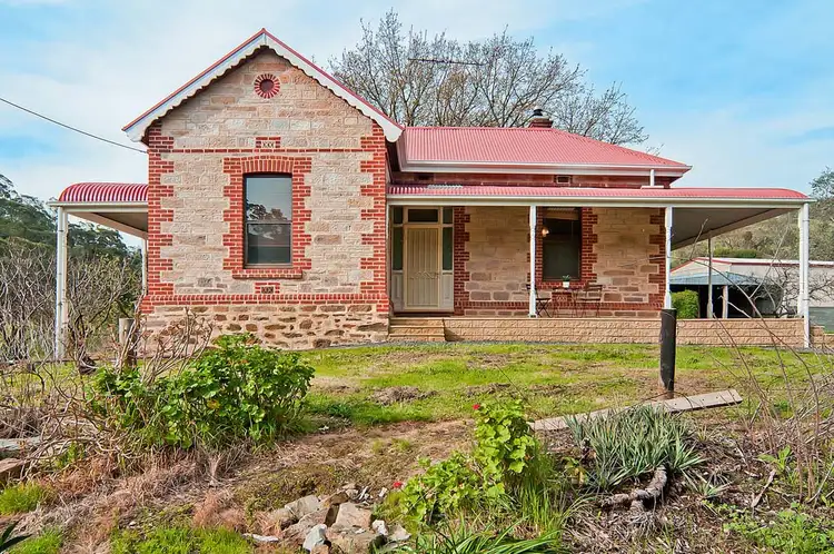 429 Cudlee Creek Road