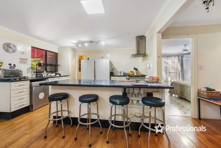 Seventh view of Homely house listing, 5 Marianthus Close, Strathalbyn WA 6530