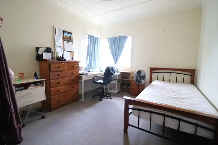 Fifth view of Homely semi-detached listing, 1/395 Cavendish Road, Coorparoo QLD 4151