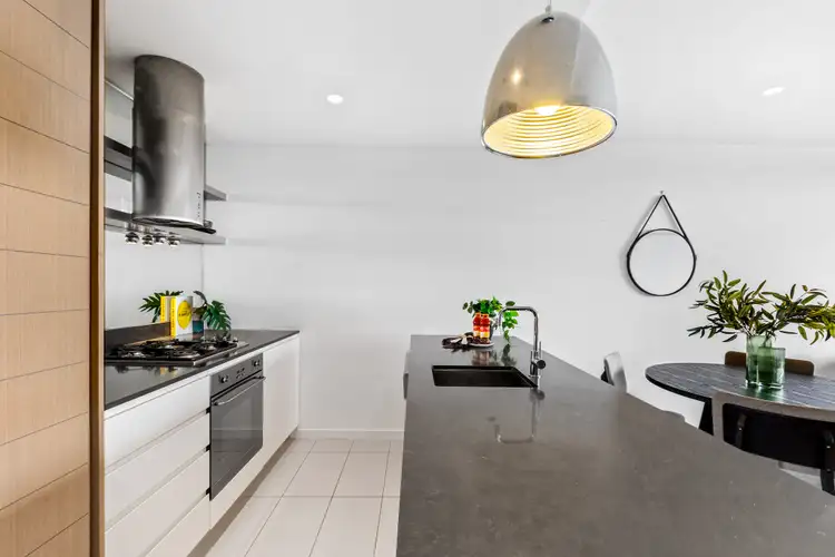 Fifth view of Homely apartment listing, 519a/609 Victoria Street, Abbotsford VIC 3067