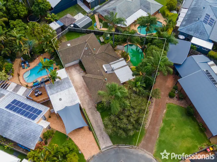 6 Swan Place, Burleigh Waters QLD 4220