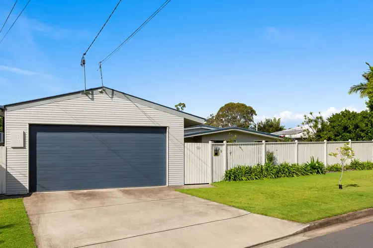 25 Burchell Street, Carina QLD 4152