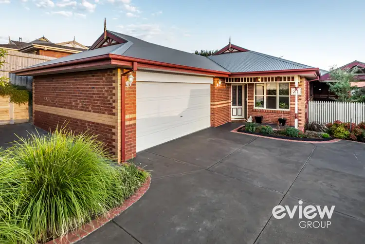 21 Highland Drive, Pakenham VIC 3810