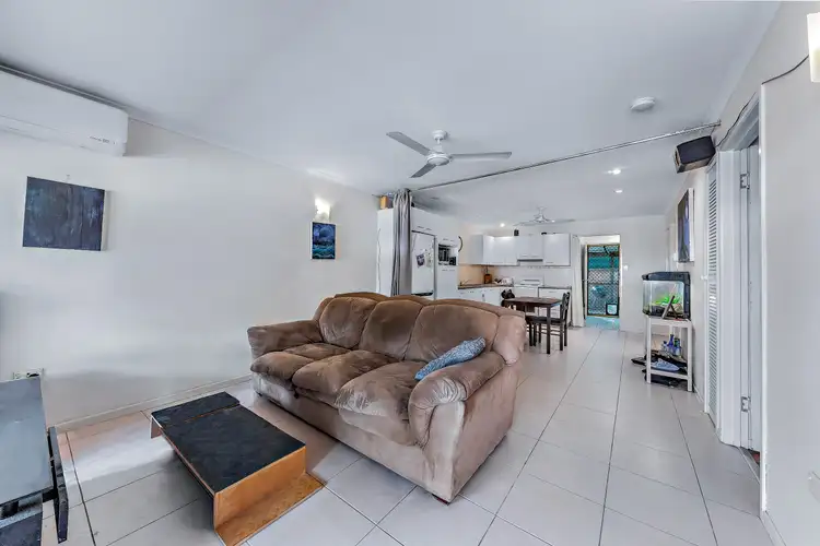 10/20 Pandanus Drive, Cannonvale QLD 4802