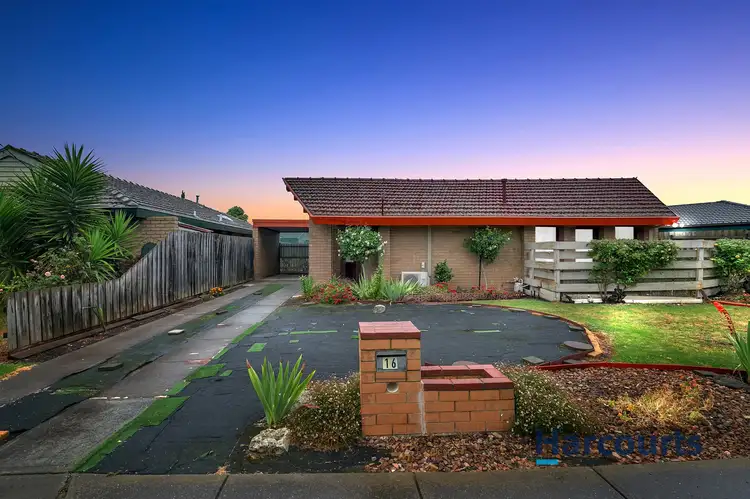 16 Warrenwood Avenue, Hoppers Crossing VIC 3029