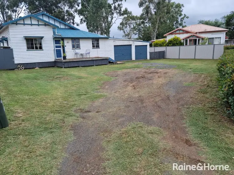 22 Martin Place, Kingaroy QLD 4610
