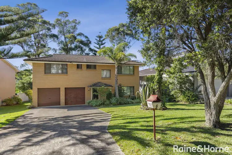 6 Hilltop Crescent, Mollymook Beach NSW 2539