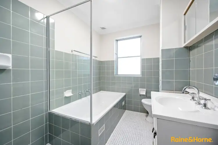 Fifth view of Homely unit listing, 10/30 Eaton Street, Neutral Bay NSW 2089
