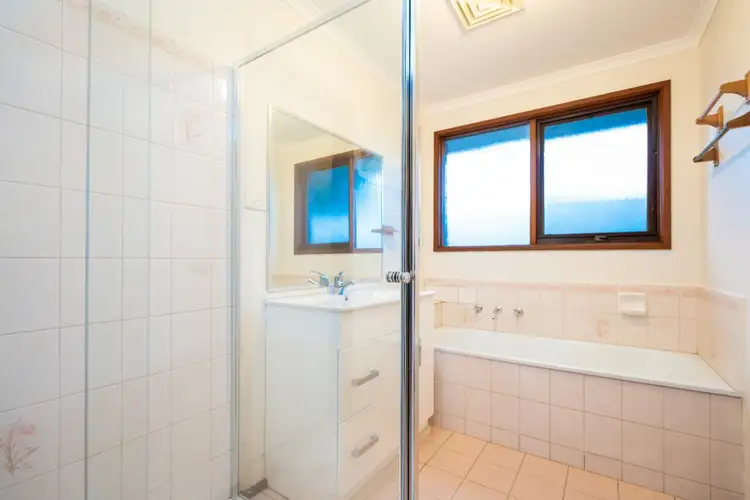 Seventh view of Homely house listing, 21 LEWISHAM CLOSE, Hampton Park VIC 3976