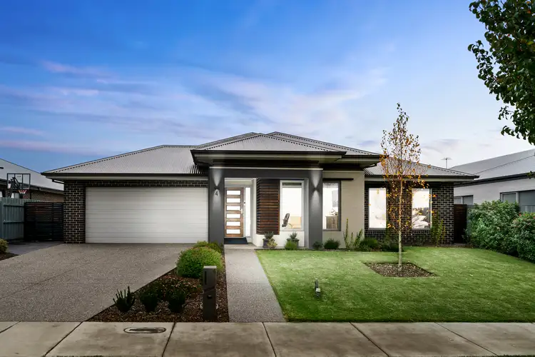 4 Town Place, Gisborne VIC 3437
