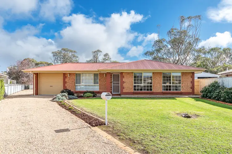 11 Kennedy Crescent, Strathalbyn SA 5255
