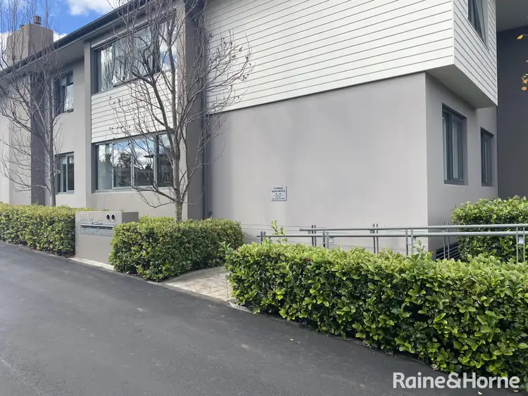 9 Kangaloon Road