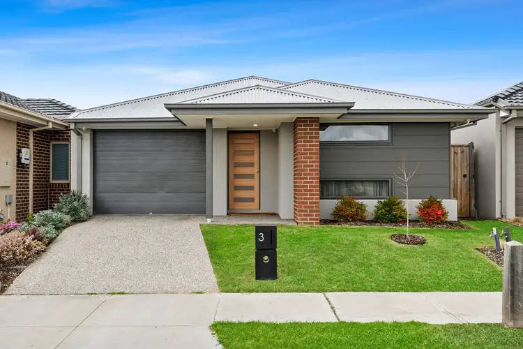 3 Perkunos Lane, Cranbourne South VIC 3977