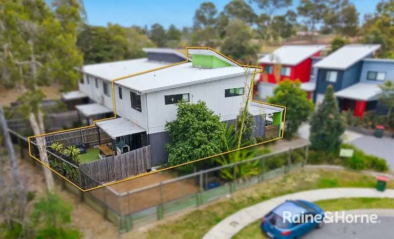 Main view of Homely townhouse listing, 1/15 Ashley Court, Kallangur QLD 4503