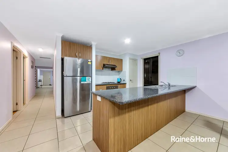 Fifth view of Homely house listing, 7 Pipetrack Circuit, Cranbourne East VIC 3977