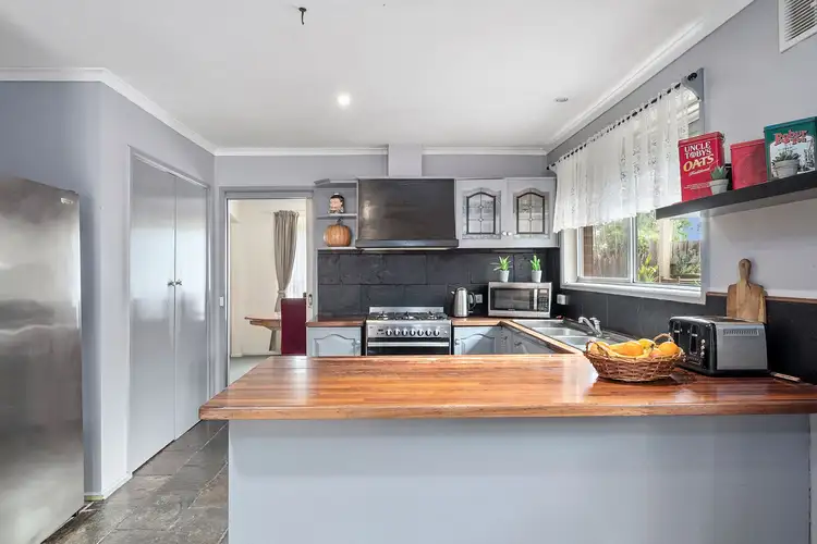 Sixth view of Homely house listing, 17 Naranga Crescent, Frankston VIC 3199