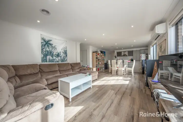 Fifth view of Homely house listing, 7 Blake Place, Brookfield VIC 3338