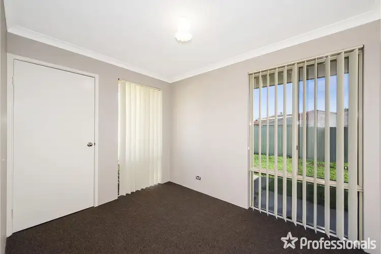 Seventh view of Homely house listing, 6 Greengage Court, Armadale WA 6112