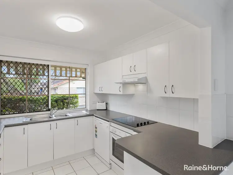 Fifth view of Homely townhouse listing, 15/10 Vinal Street, Robertson QLD 4109