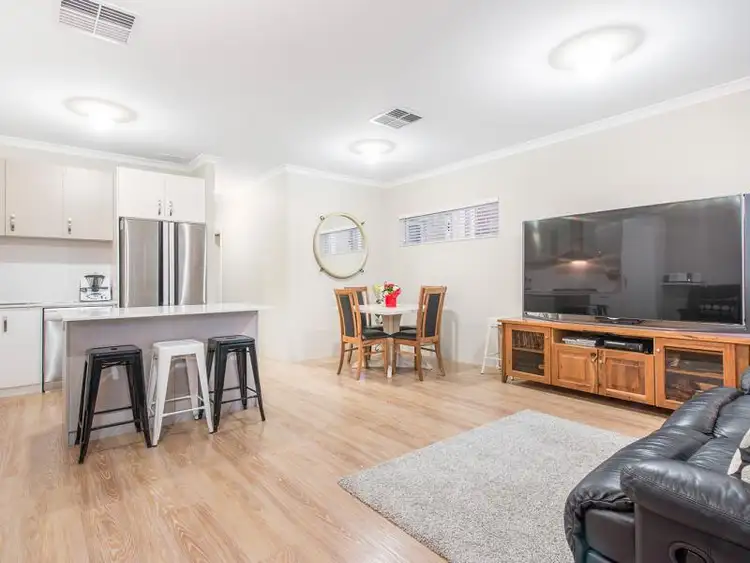 Second view of Homely house listing, 25 Geikie Glade, Wandi WA 6167