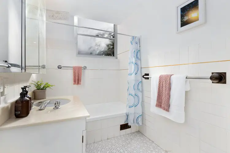 Sixth view of Homely apartment listing, 13/13 Wheatleigh Street, Crows Nest NSW 2065